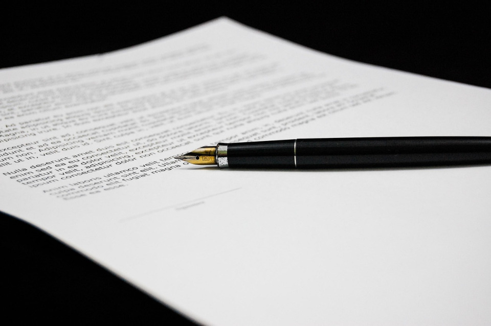 estate planning documents and pen